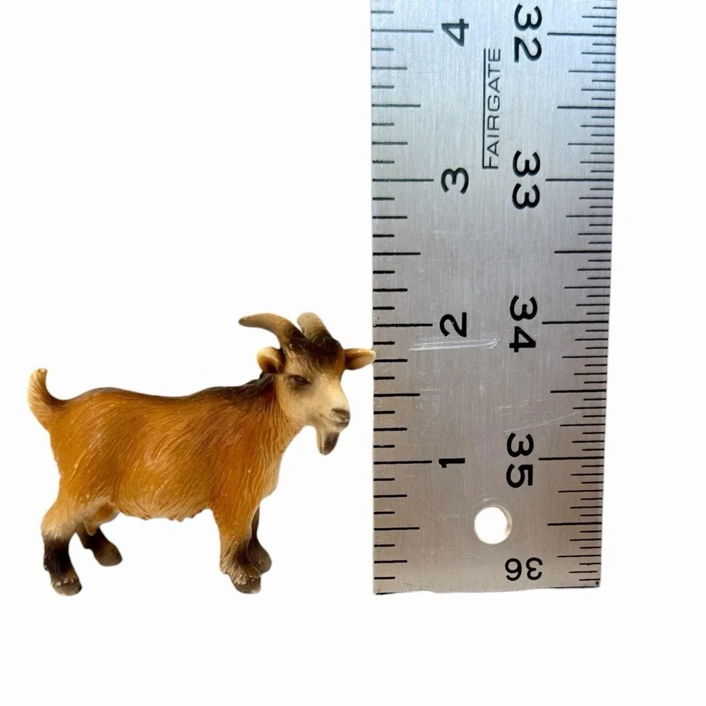 SCHLEICH GOAT - MINI NANNY GOAT # 13601 Retired Farm Life